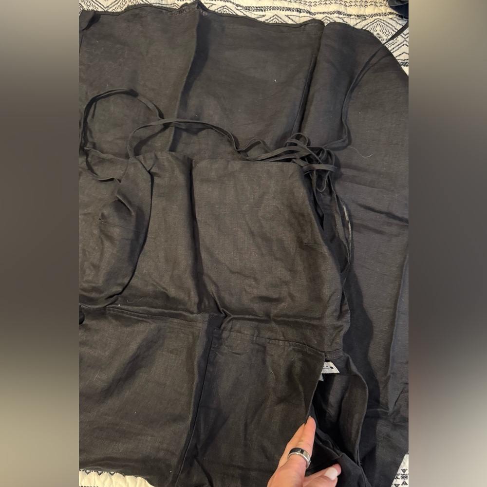 Zara Black Linen Apron with Ties